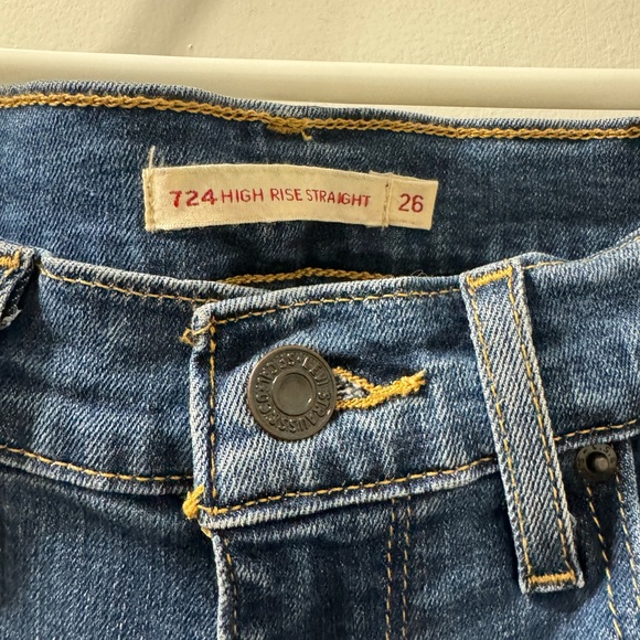 Levi’s 724 High Rise Straight Jeans. Size 26. Color Blue Wave Dark Wash. - Picture 12 of 12